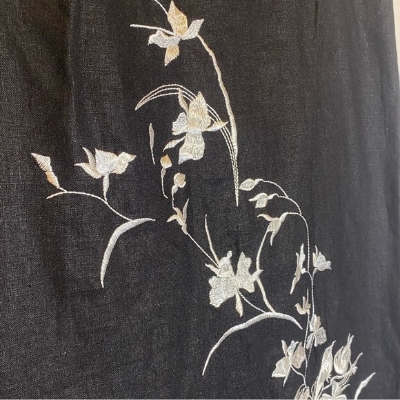 JOHN ROBERTS women's Linen blend Black floral Embroidered tassel skirt size 14P - Picture 6 of 10